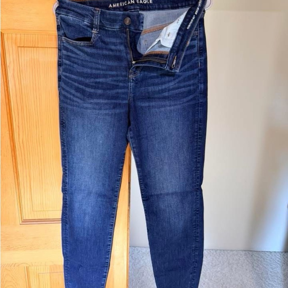 American Eagle Outfitters Women's Dark Blue Skinny Jeans